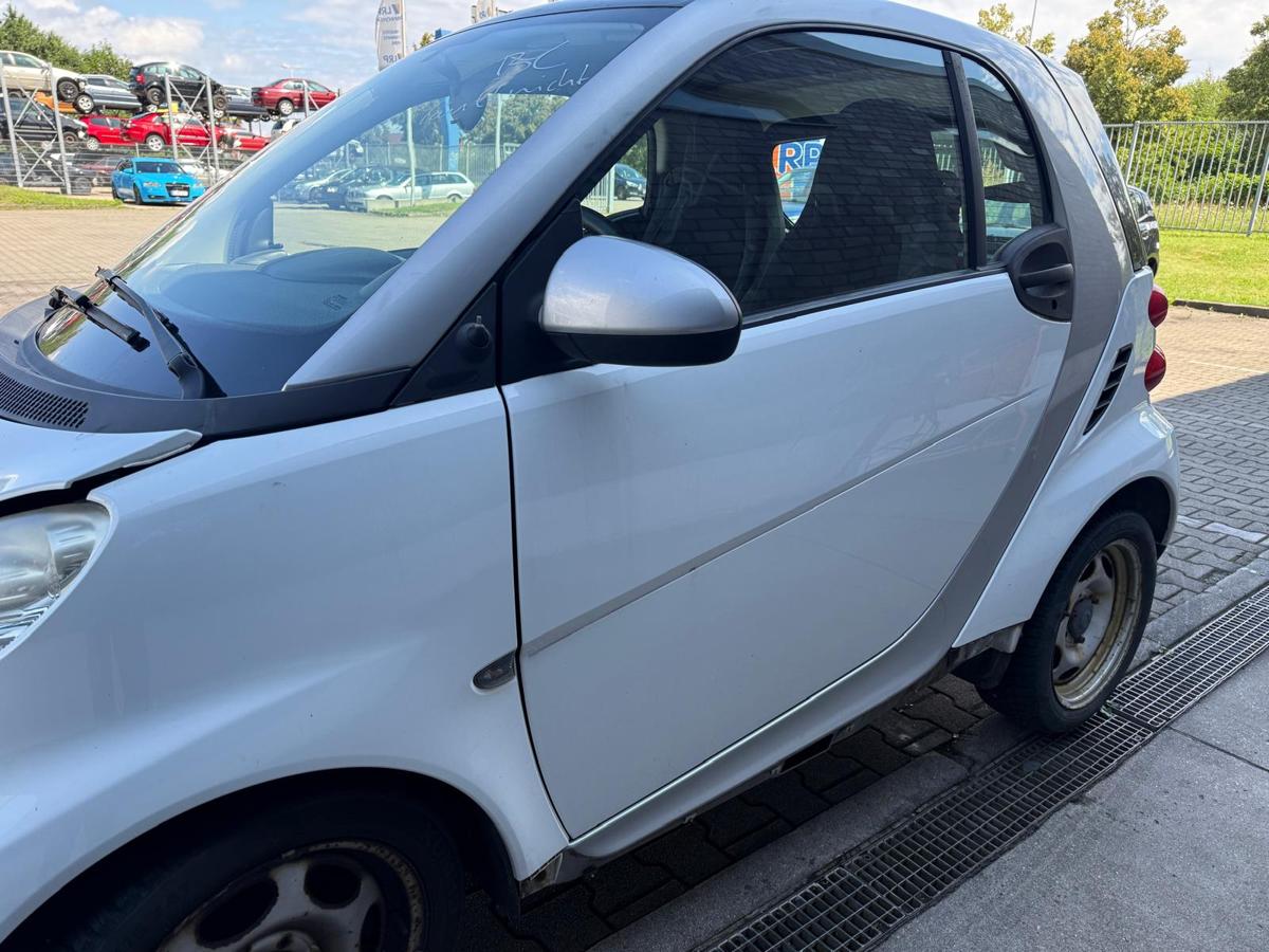 Smart Fortwo 451 Coupe original Tür links Fahrertür weiß Rohbau BJ07